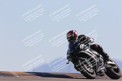 media/Nov-06-2023-Moto Forza (Mon) [[ce023d0744]]/2-Advanced Group/Session 4 (Turn 9)/